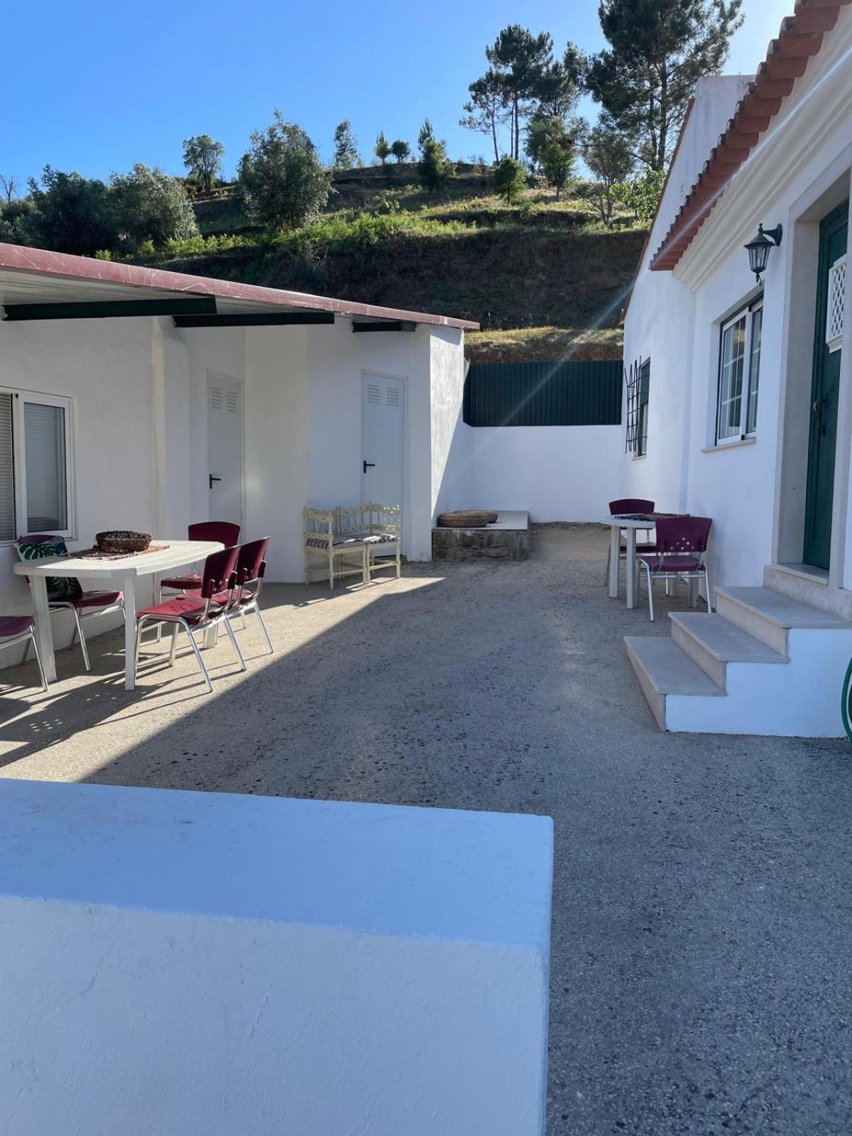 Aldeia Do Mato Guesthouse Exterior photo